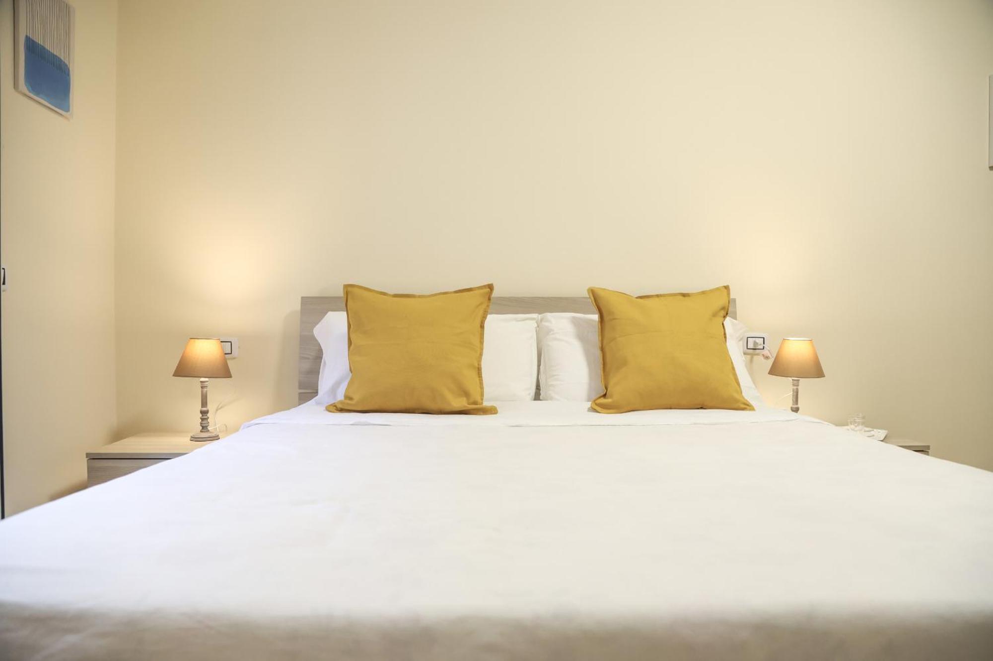 King Ladislao Apartment By Wonderful Italy Napoli Esterno foto
